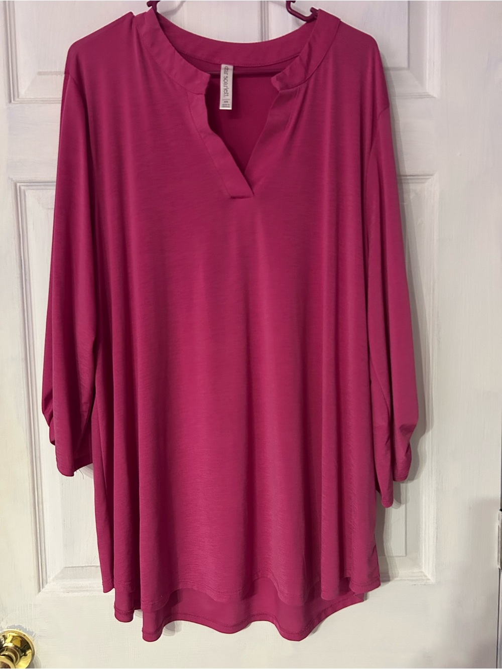 Relaxed Fuchsia V-Neck Tunic Top